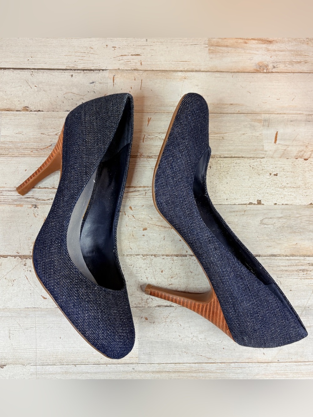 Jessica Simpson Blue Denim Round Toe Wood Heels Stiletto Shoes 10M Y2K - Picture 4 of 9